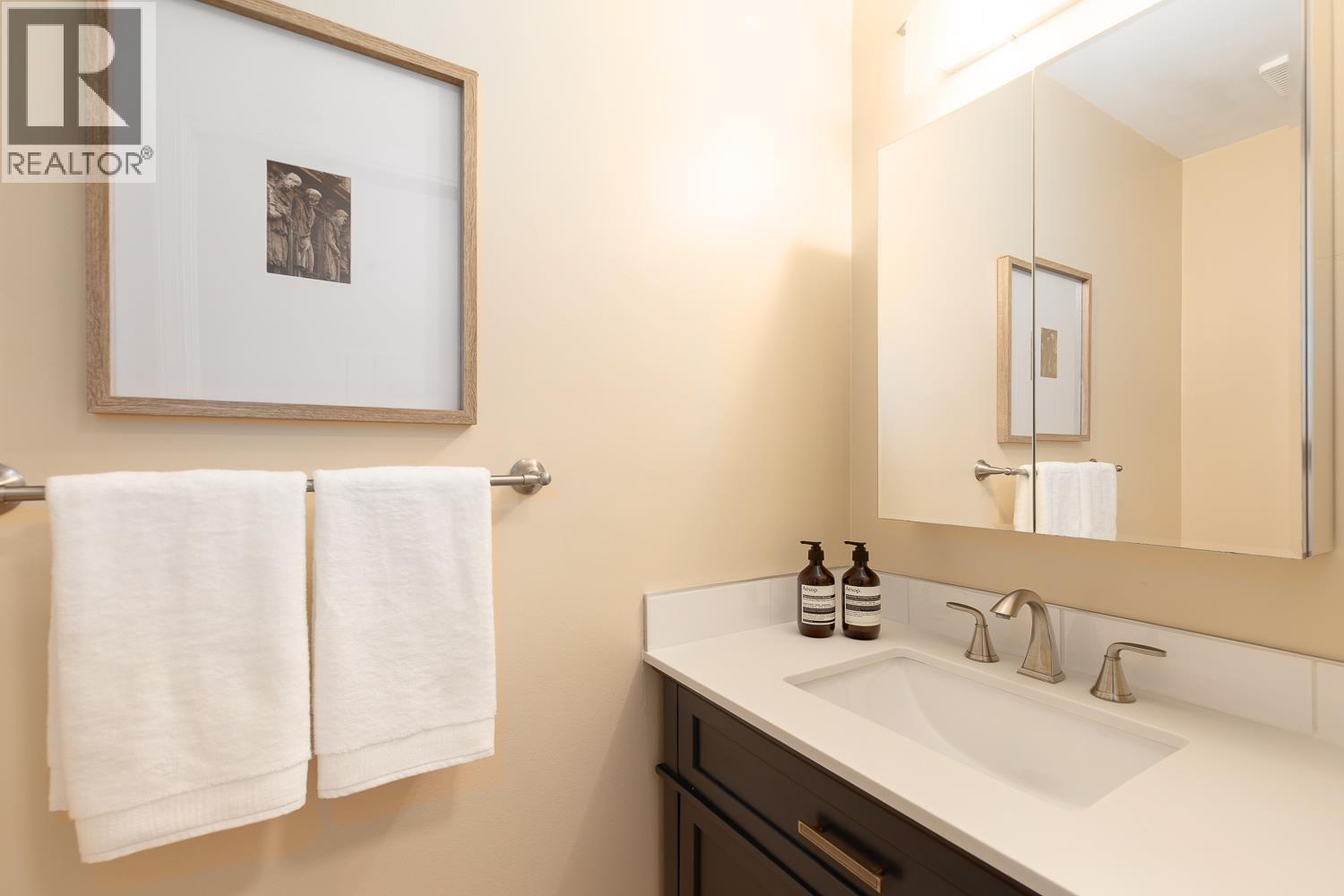 203 876 W 14th Avenue, Vancouver, British Columbia  V5Z 1R1 - Photo 20 - R3102997