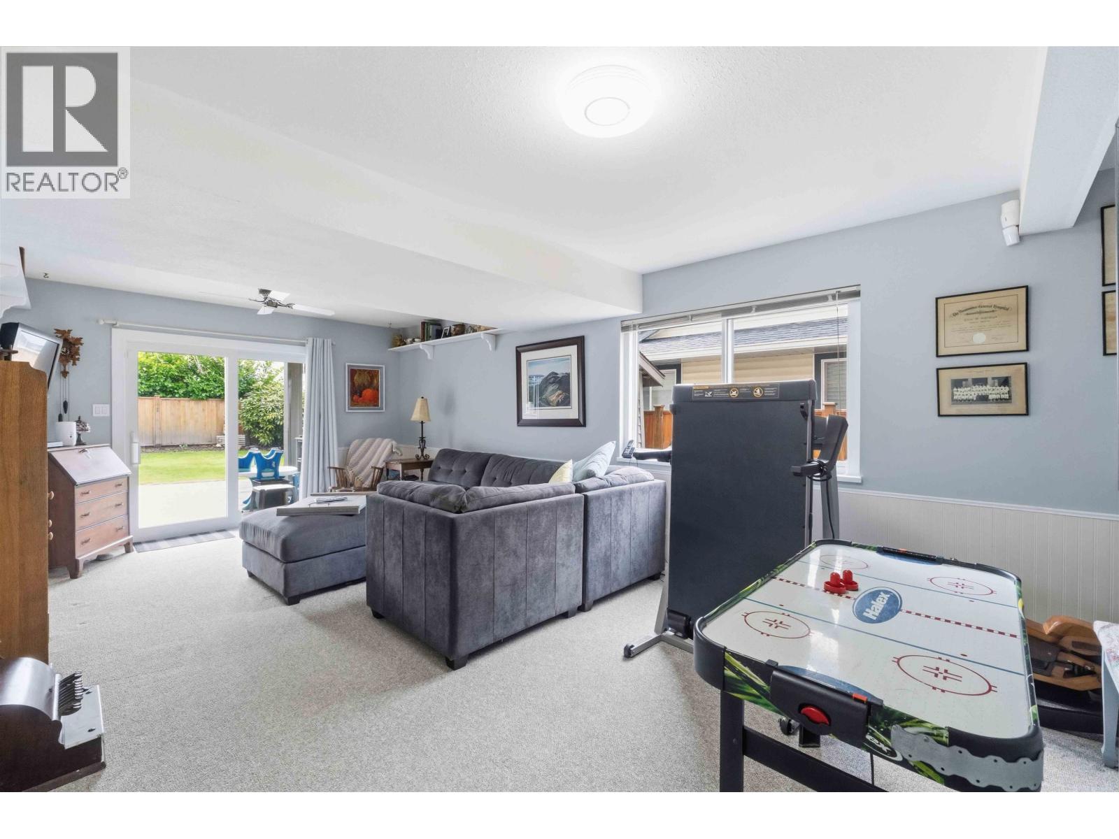 20402 Walnut Crescent, Maple Ridge, British Columbia  V2X 9M9 - Photo 28 - R3103003