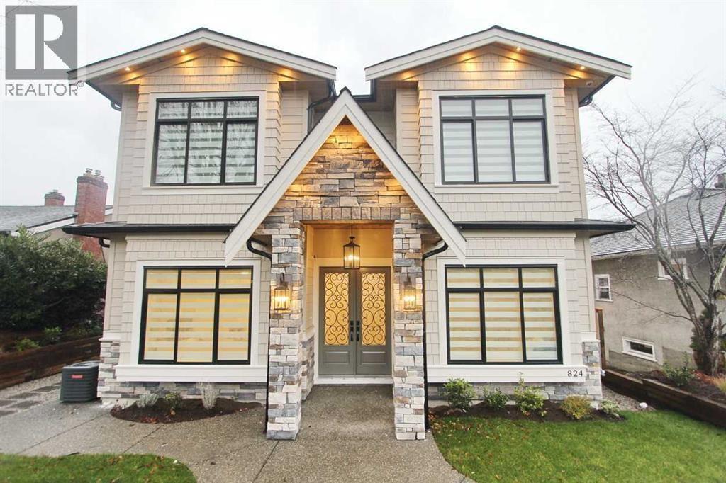 824 CHESTNUT STREET, New Westminster, British Columbia