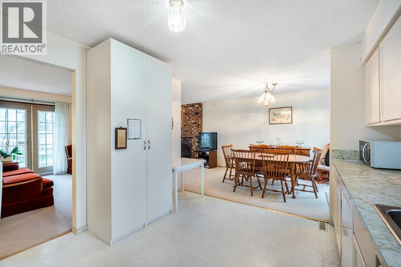 1632 Como Lake Avenue, Coquitlam, British Columbia  V3J 3P6 - Photo 12 - R3103026