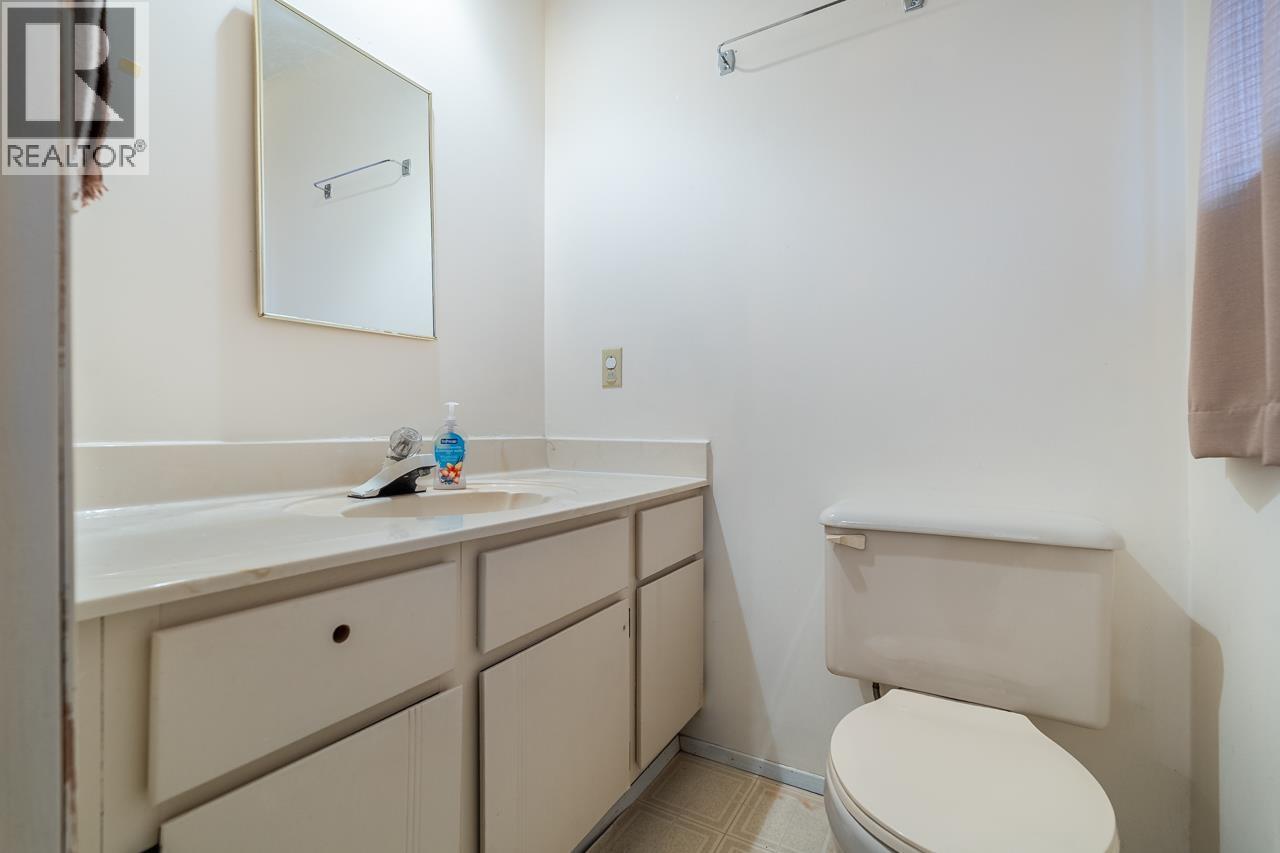 1632 Como Lake Avenue, Coquitlam, British Columbia  V3J 3P6 - Photo 16 - R3103026