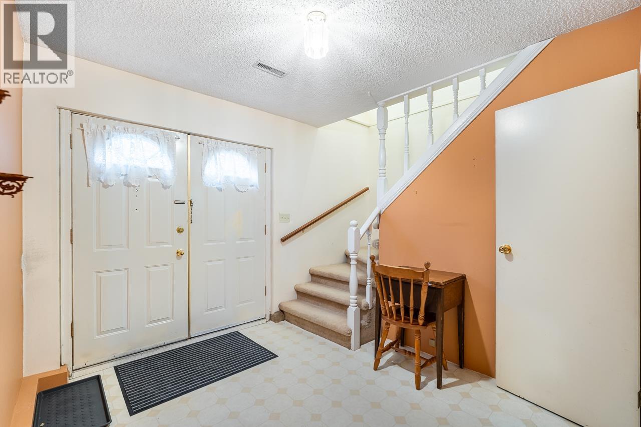 1632 Como Lake Avenue, Coquitlam, British Columbia  V3J 3P6 - Photo 23 - R3103026