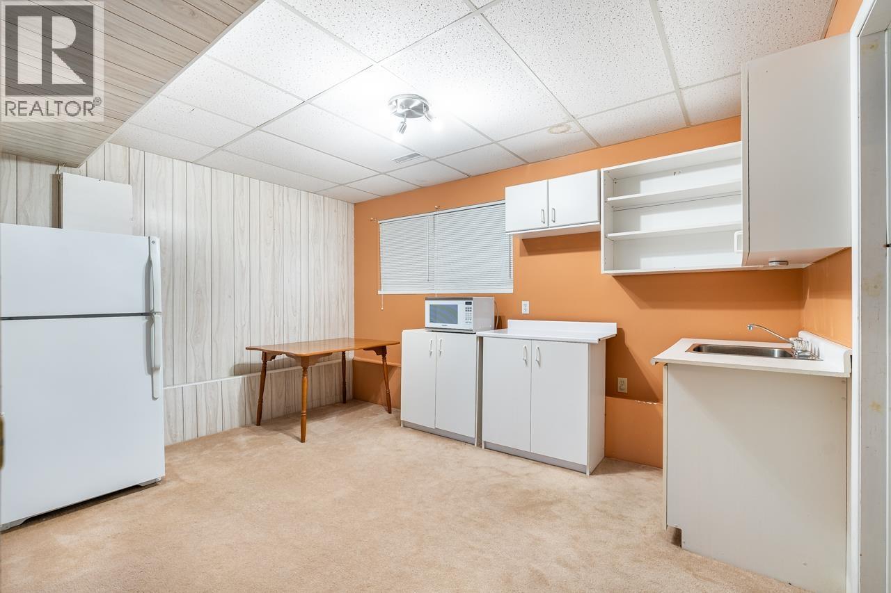 1632 Como Lake Avenue, Coquitlam, British Columbia  V3J 3P6 - Photo 29 - R3103026