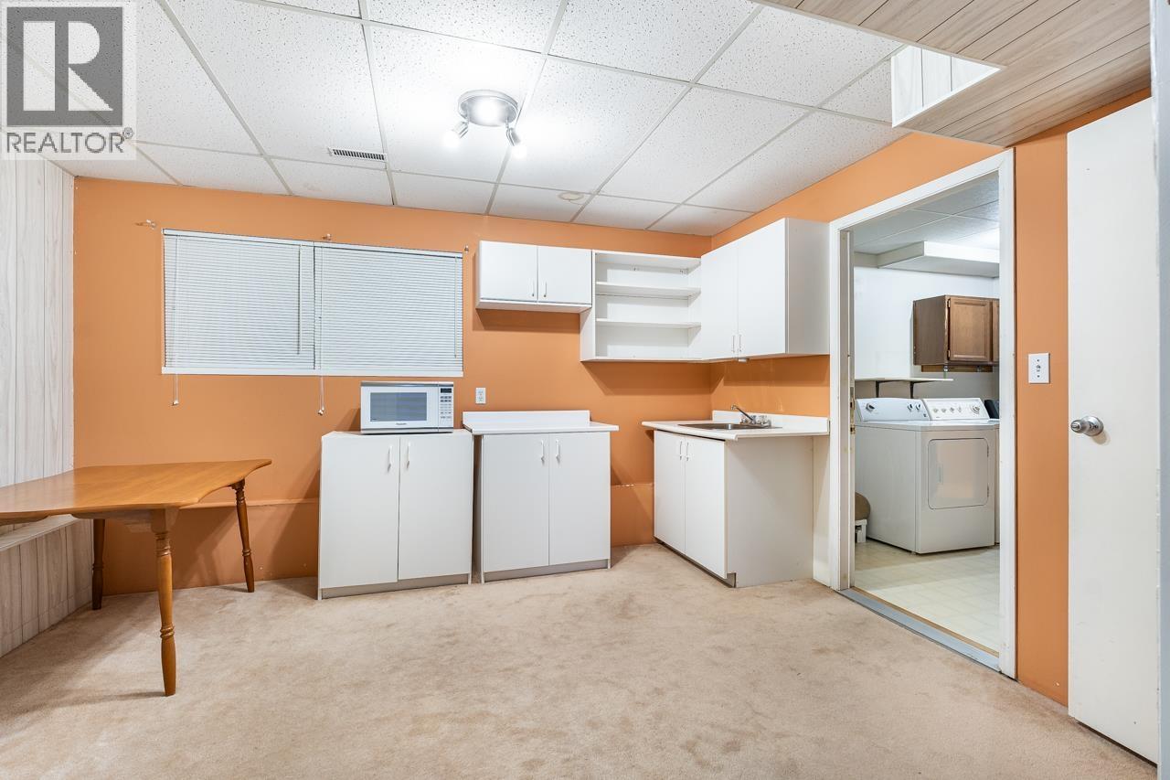 1632 Como Lake Avenue, Coquitlam, British Columbia  V3J 3P6 - Photo 30 - R3103026