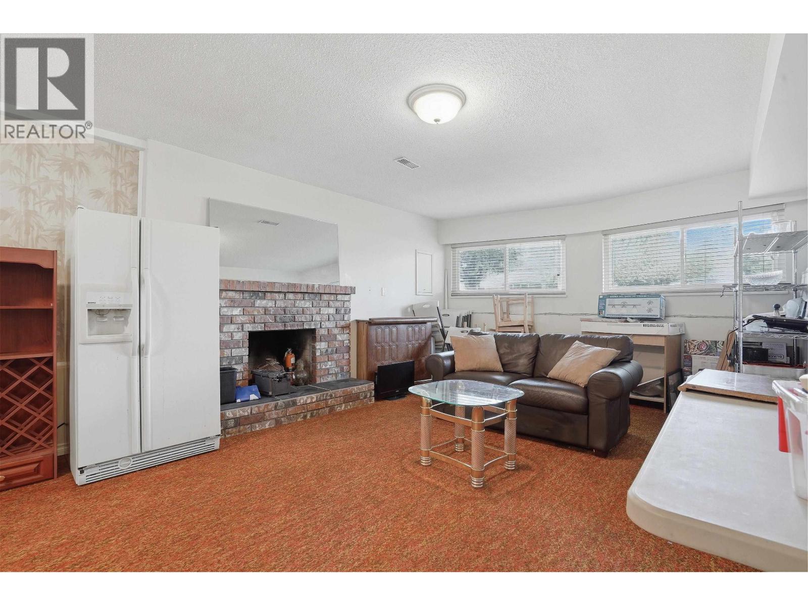 2030 Jordan Drive, Burnaby, British Columbia  V5B 4E8 - Photo 7 - R3103041