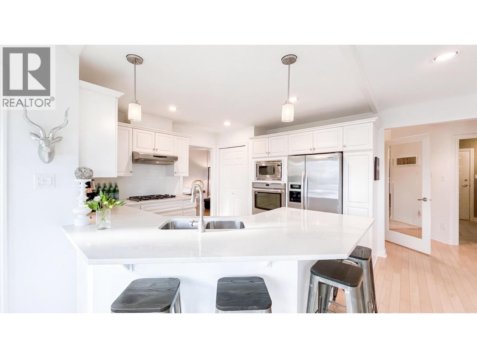 2606 Sandstone Court, Coquitlam, British Columbia  V3E 2T9 - Photo 10 - R3103046