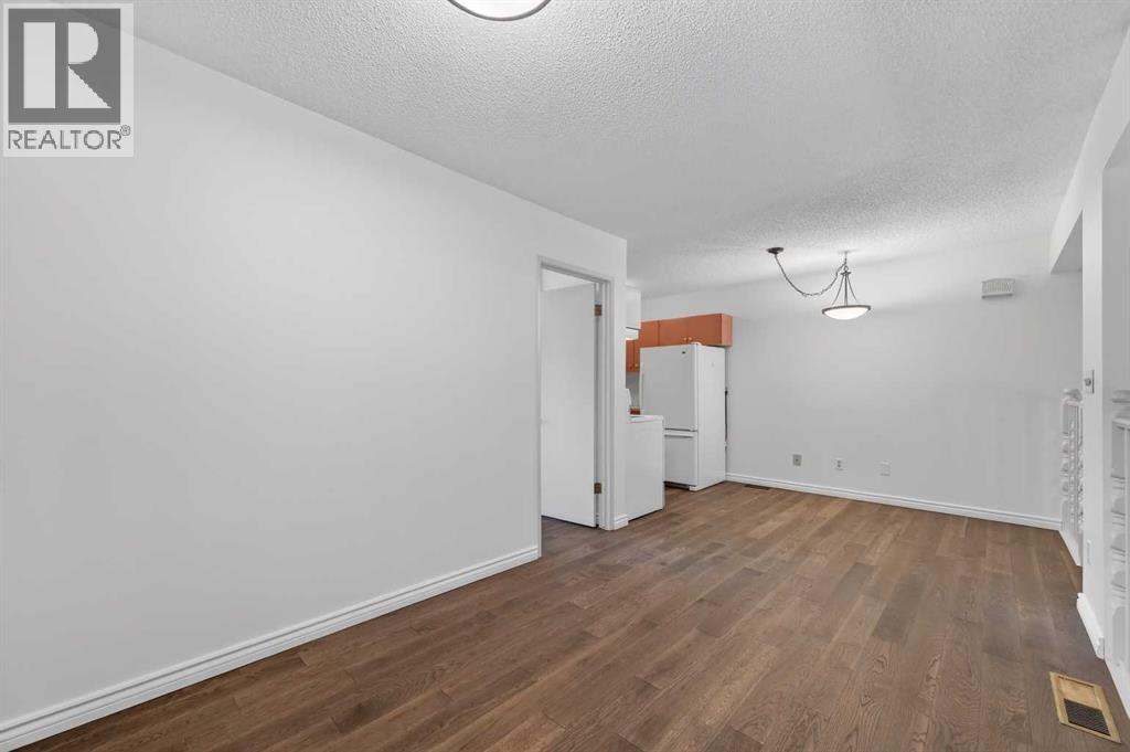 14 Canterbury Gardens Sw, Calgary, Alberta  T2W 2S9 - Photo 23 - A2295153