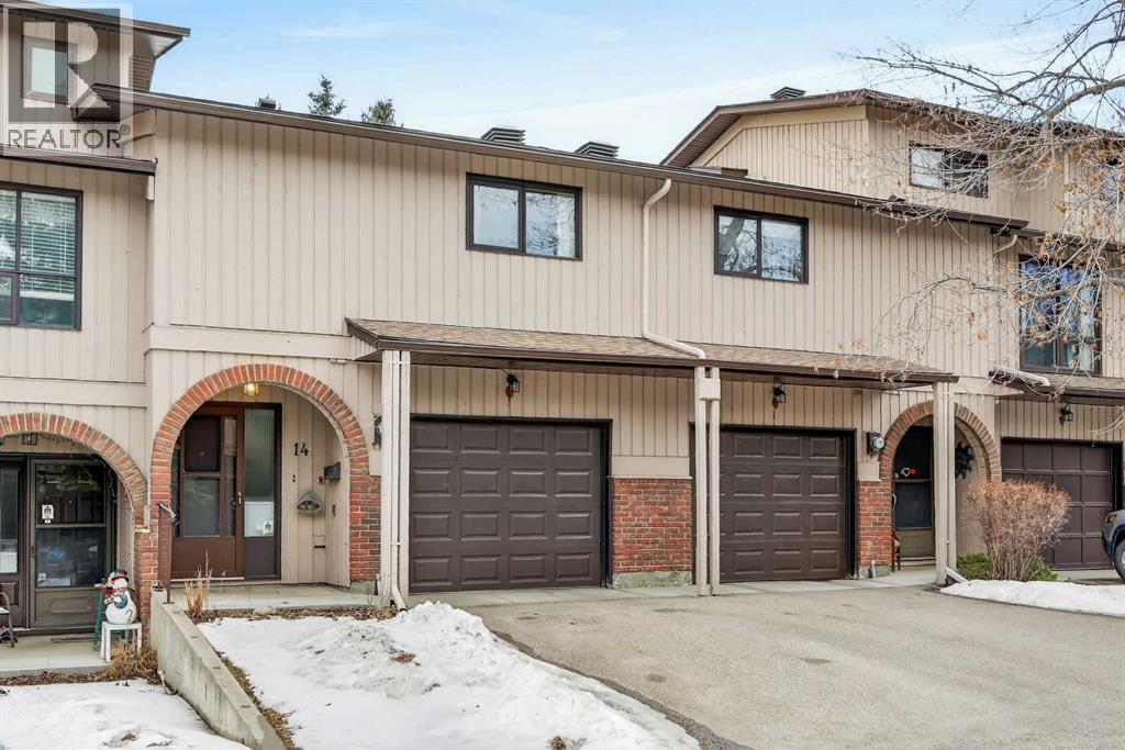 14 Canterbury Gardens Sw, Calgary, Alberta  T2W 2S9 - Photo 3 - A2295153