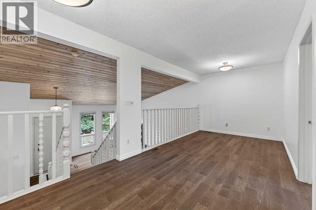 14 Canterbury Gardens Sw, Calgary, Alberta  T2W 2S9 - Photo 13 - A2295153