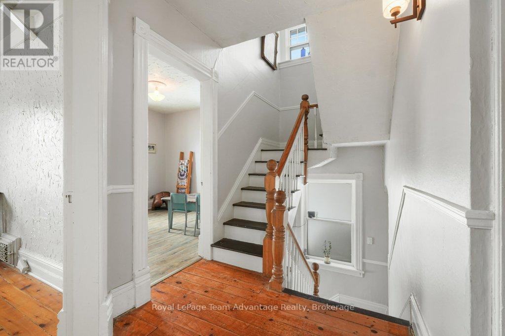 79 Gibson Street, Parry Sound, Ontario  P2A 1X4 - Photo 25 - X12916182