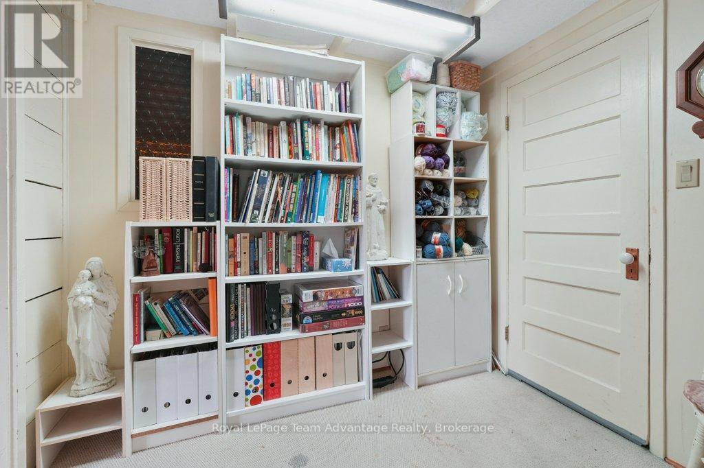 79 Gibson Street, Parry Sound, Ontario  P2A 1X4 - Photo 33 - X12916182