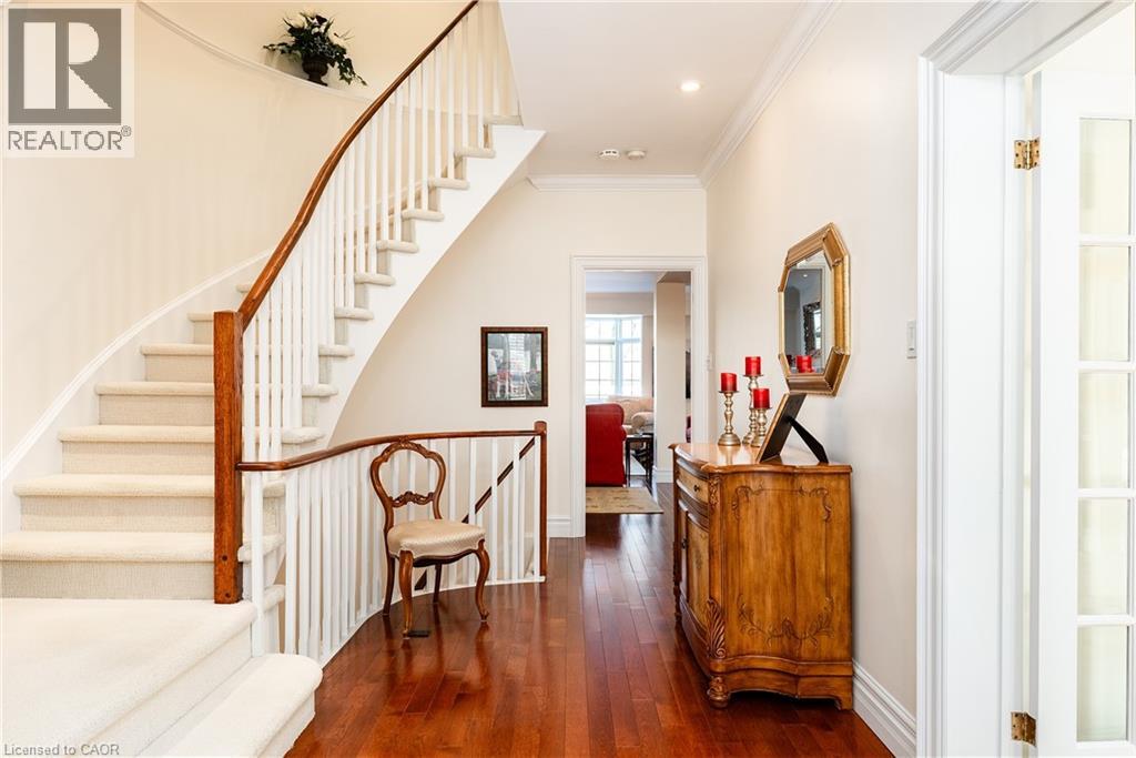 23 Chisholm Street, Oakville, Ontario  L6K 3W2 - Photo 5 - 40814538