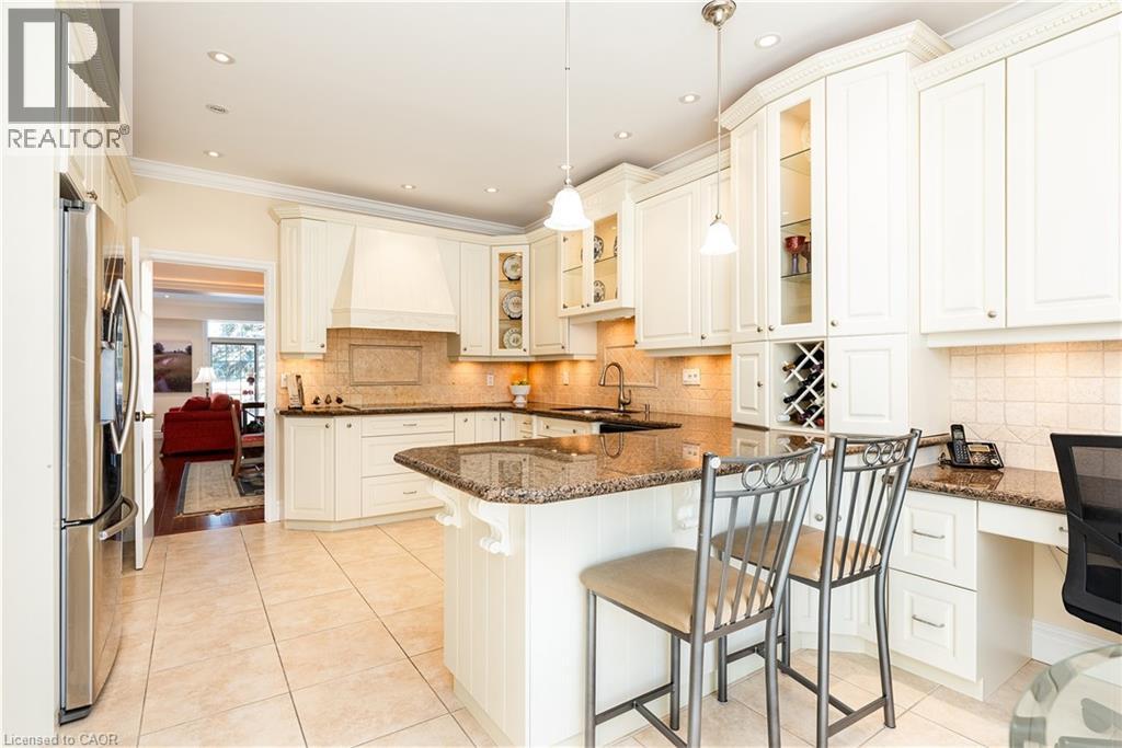 23 Chisholm Street, Oakville, Ontario  L6K 3W2 - Photo 6 - 40814538