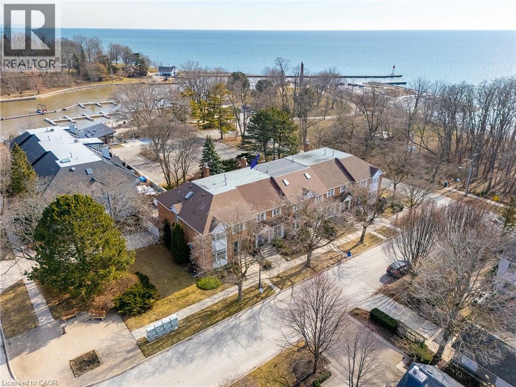 23 Chisholm Street, Oakville, Ontario  L6K 3W2 - Photo 1 - 40814538