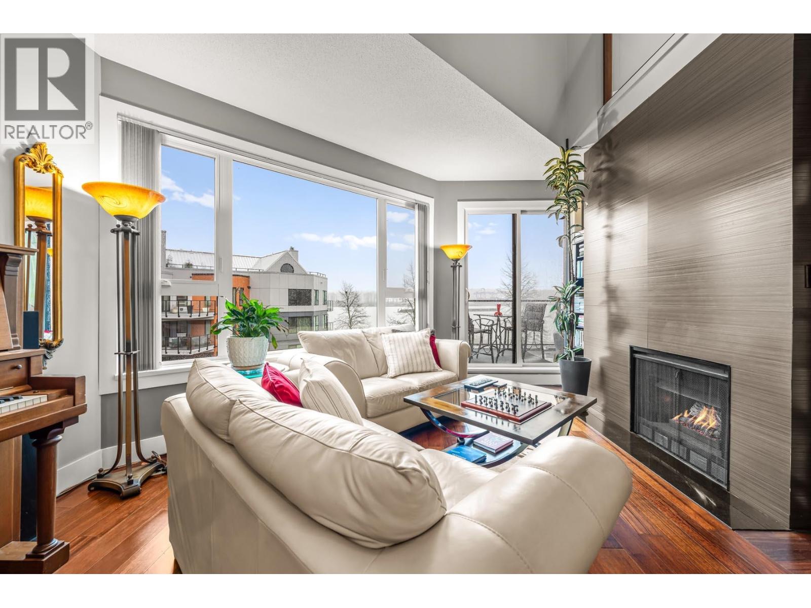 418 1150 Quayside Drive, New Westminster, British Columbia  V3M 6E1 - Photo 3 - R3102990