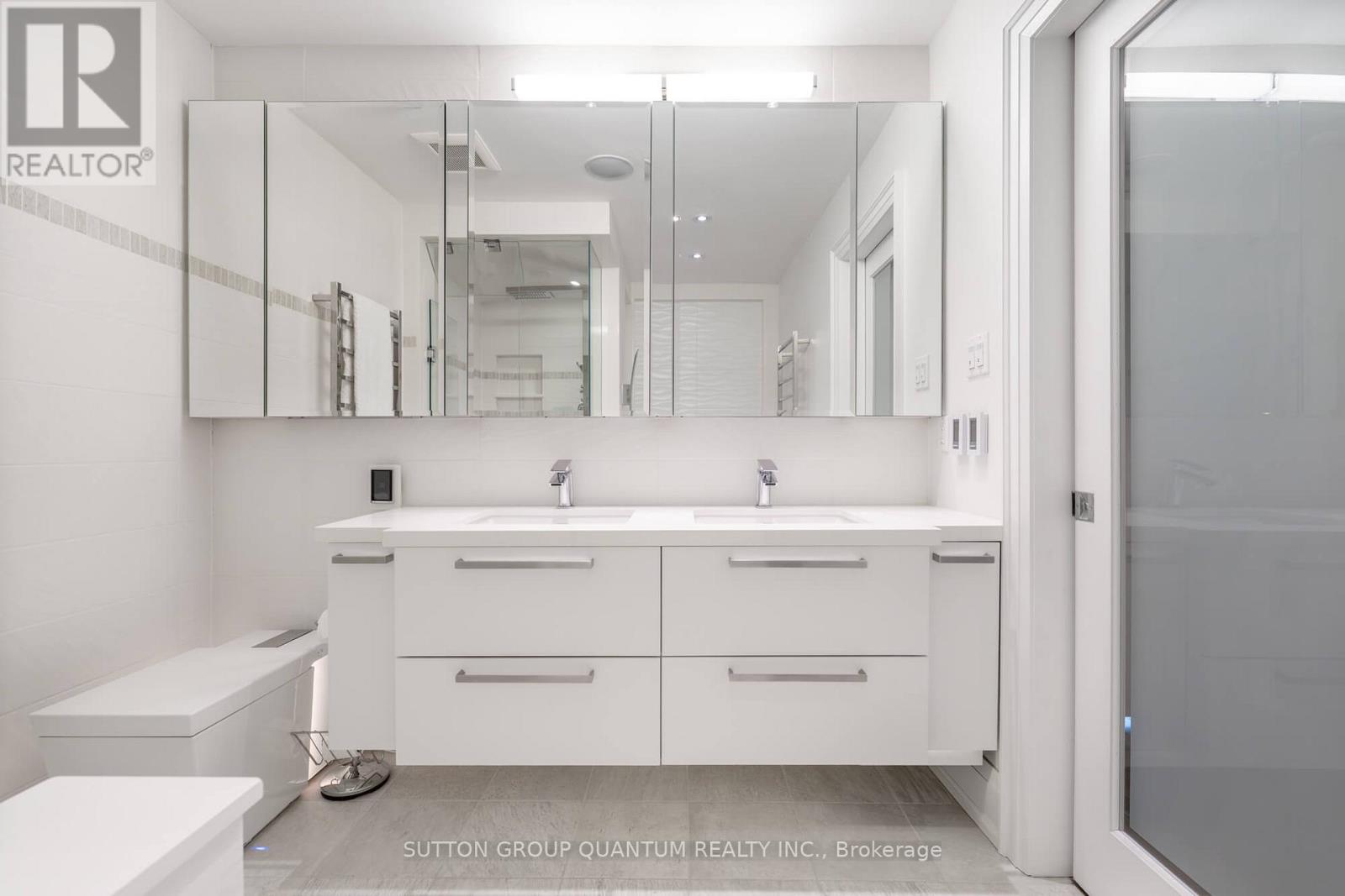 Sph5304 - 65 Bremner Boulevard, Toronto, Ontario  M5J 0A7 - Photo 27 - C12916058