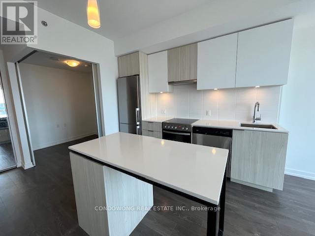 1401 - 203 COLLEGE STREET, Toronto, Ontario