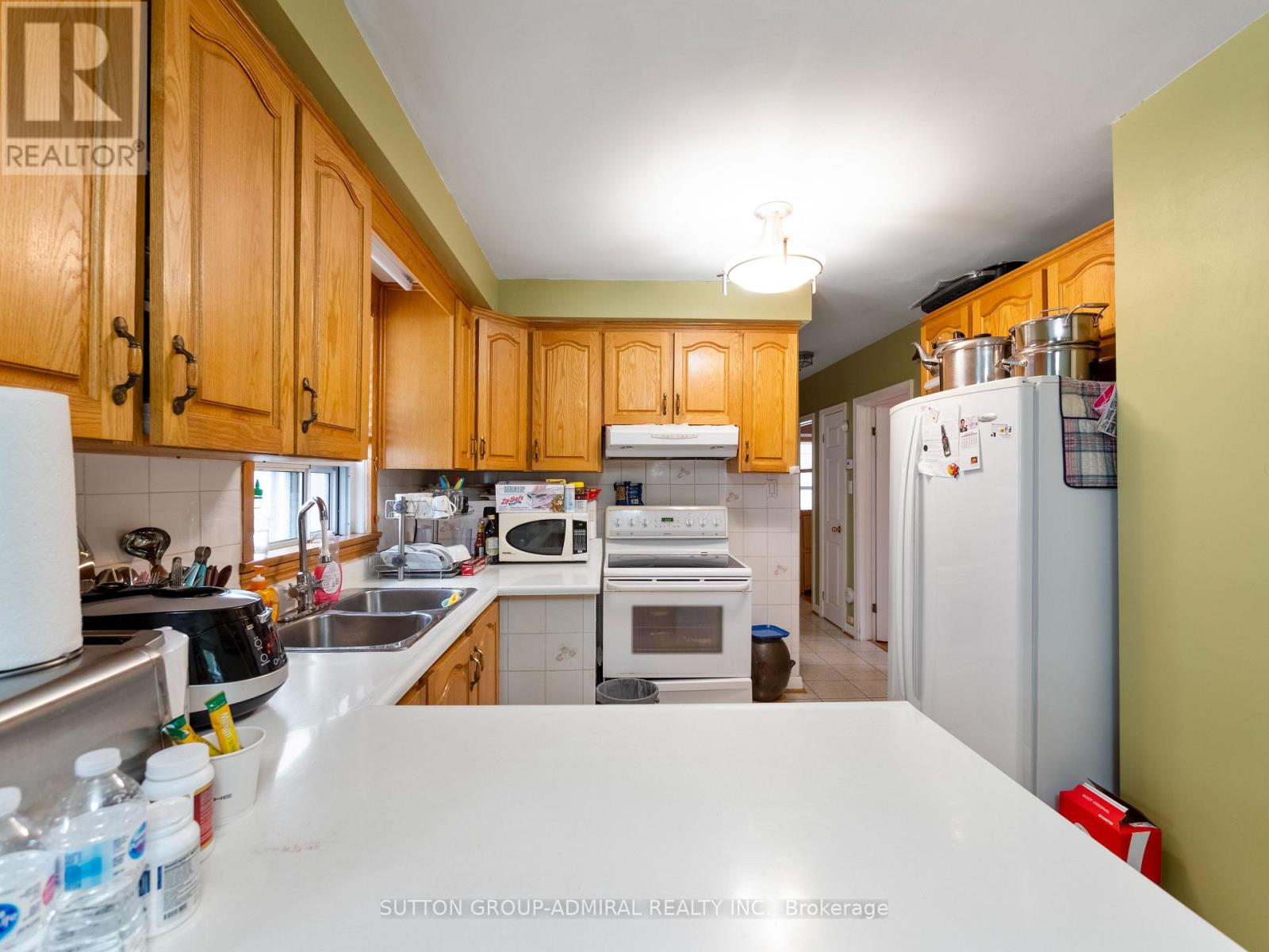 45 Northwood Drive, Toronto, Ontario  M2M 2J9 - Photo 10 - C12916116