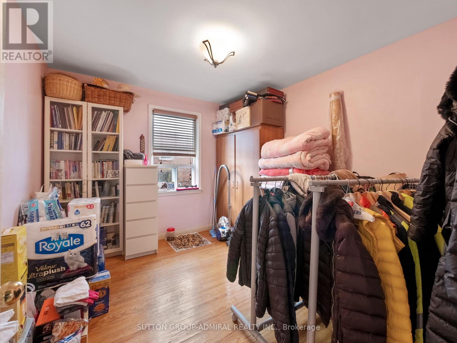 45 Northwood Drive, Toronto, Ontario  M2M 2J9 - Photo 13 - C12916116