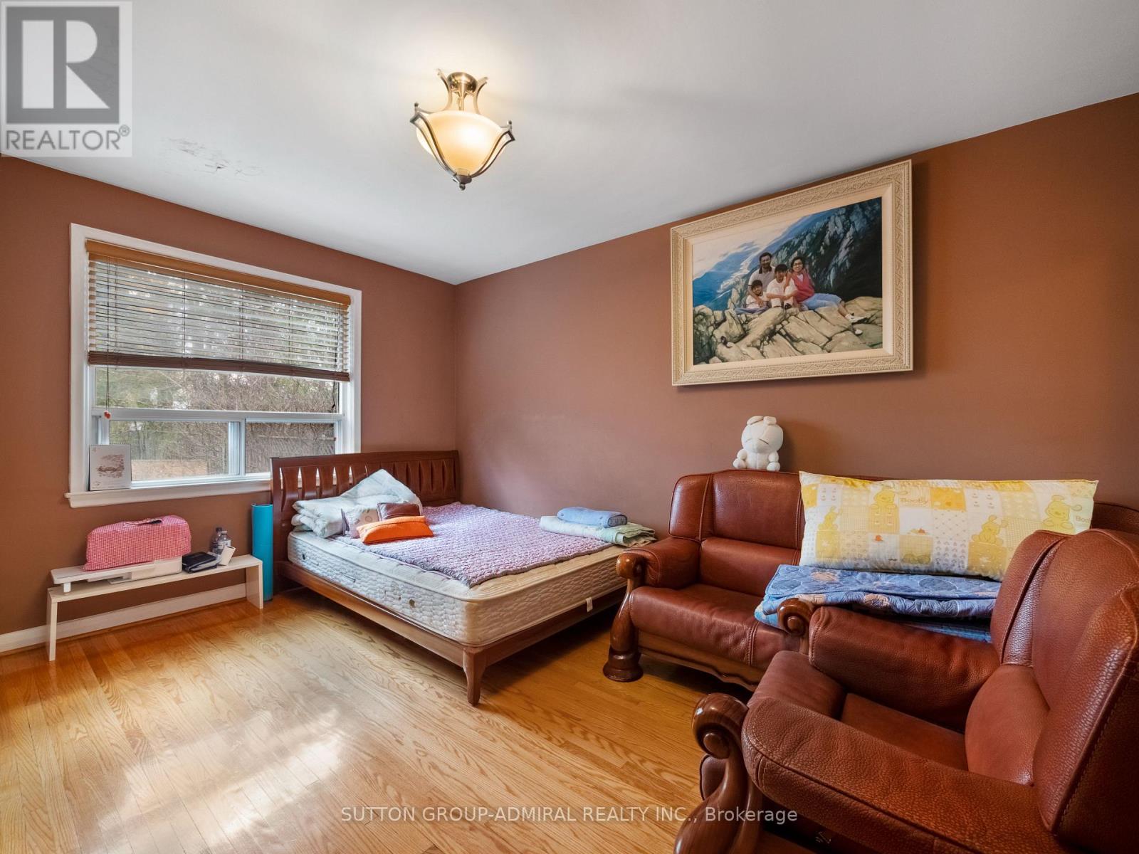 45 Northwood Drive, Toronto, Ontario  M2M 2J9 - Photo 15 - C12916116