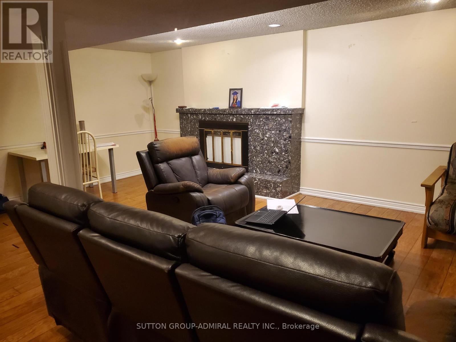 45 Northwood Drive, Toronto, Ontario  M2M 2J9 - Photo 25 - C12916116