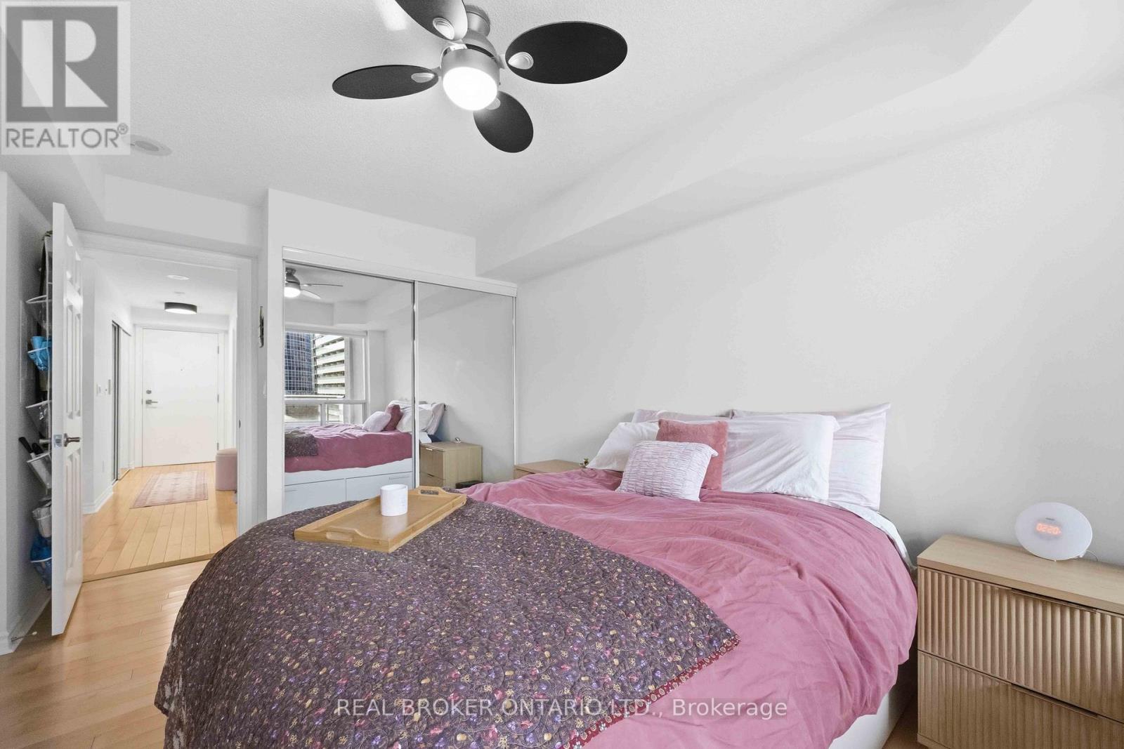 636 - 250 Wellington Street W, Toronto, Ontario  M5V 3P6 - Photo 11 - C12916122