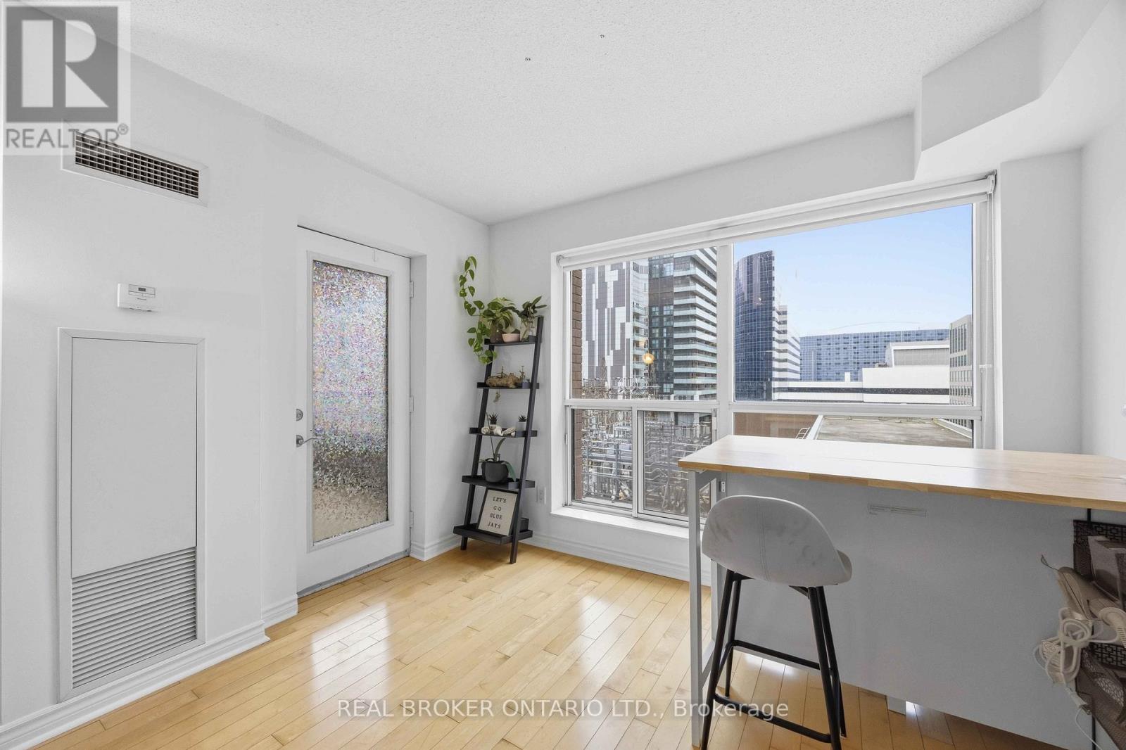 636 - 250 Wellington Street W, Toronto, Ontario  M5V 3P6 - Photo 21 - C12916122