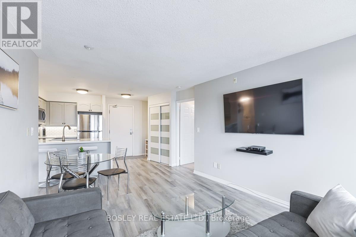 808 - 18 Valley Woods Road, Toronto, Ontario  M3A 0A1 - Photo 14 - C12916126