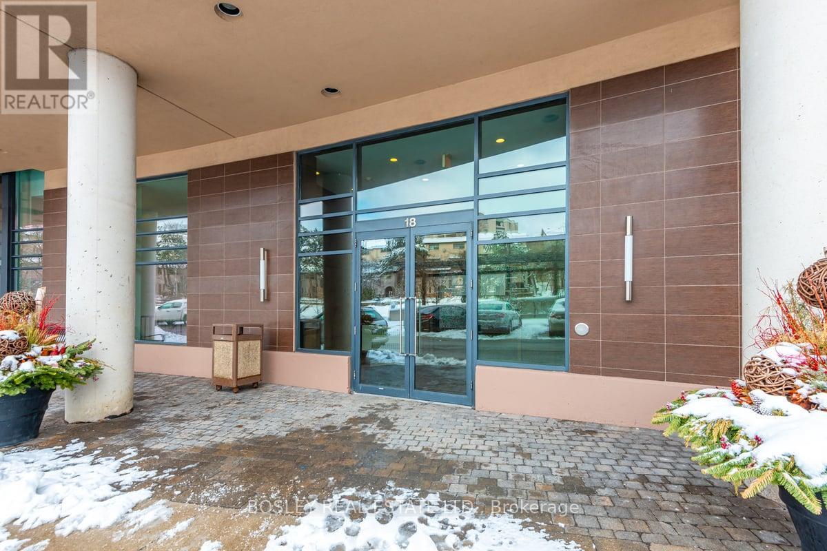 808 - 18 Valley Woods Road, Toronto, Ontario  M3A 0A1 - Photo 2 - C12916126