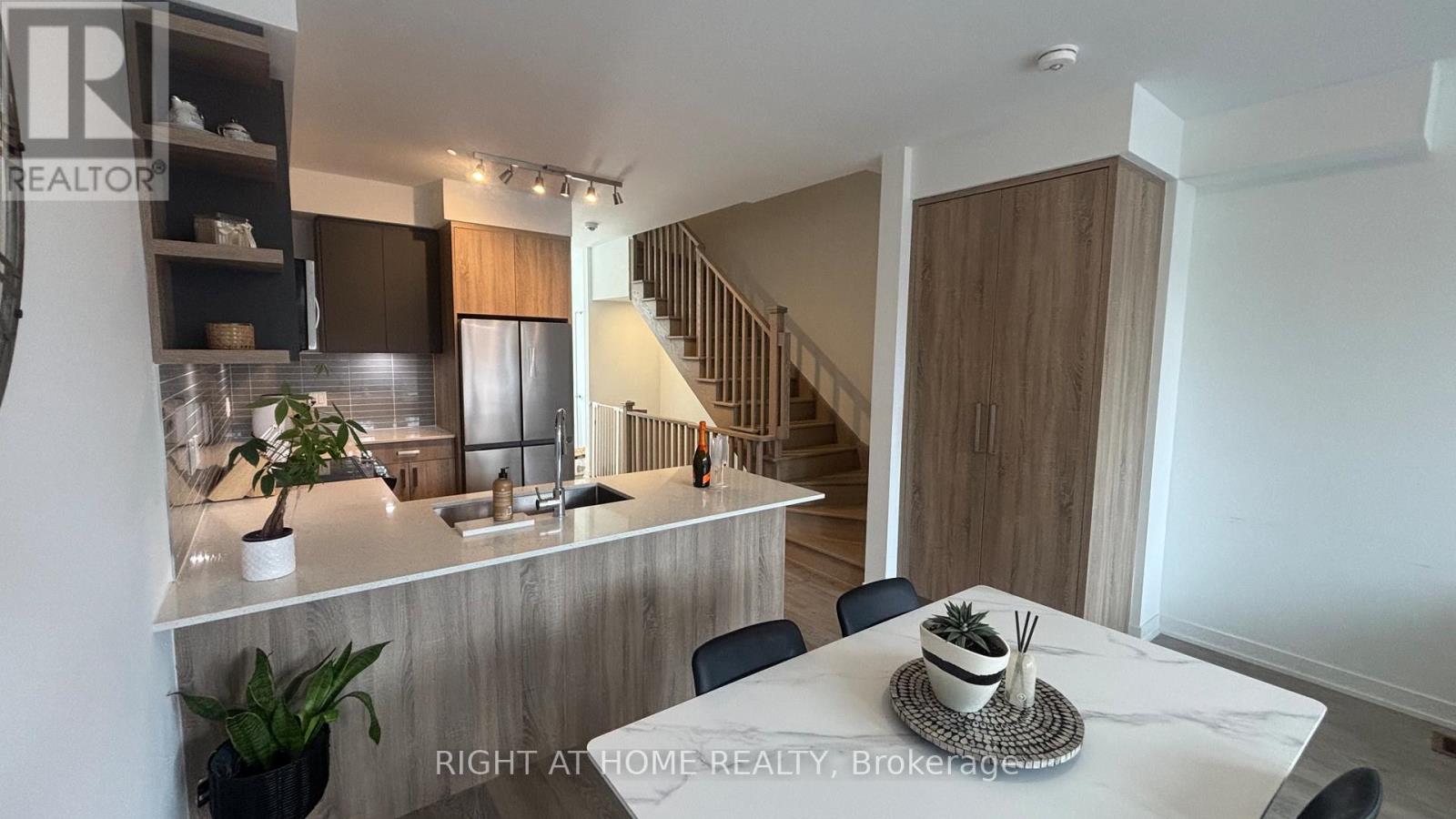 110 Green Gardens Boulevard, Toronto, Ontario  M6A 0E5 - Photo 14 - C12916192