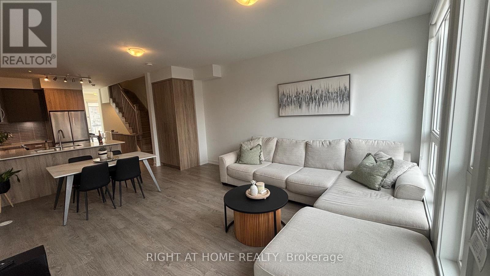 110 Green Gardens Boulevard, Toronto, Ontario  M6A 0E5 - Photo 15 - C12916192