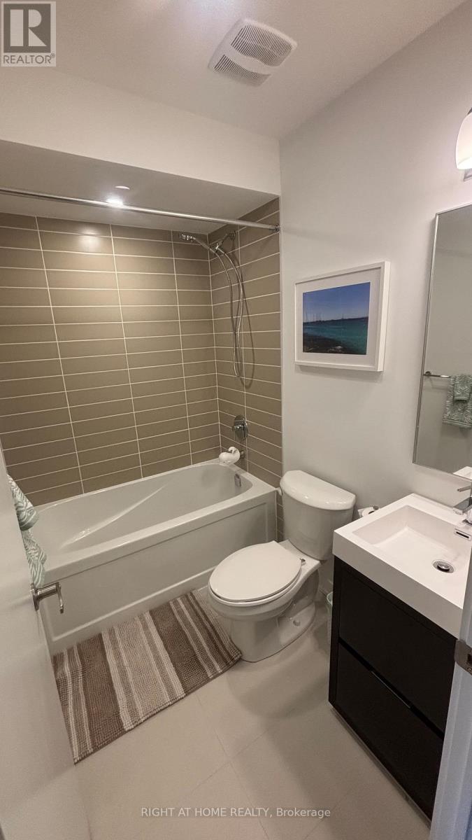 110 Green Gardens Boulevard, Toronto, Ontario  M6A 0E5 - Photo 21 - C12916192