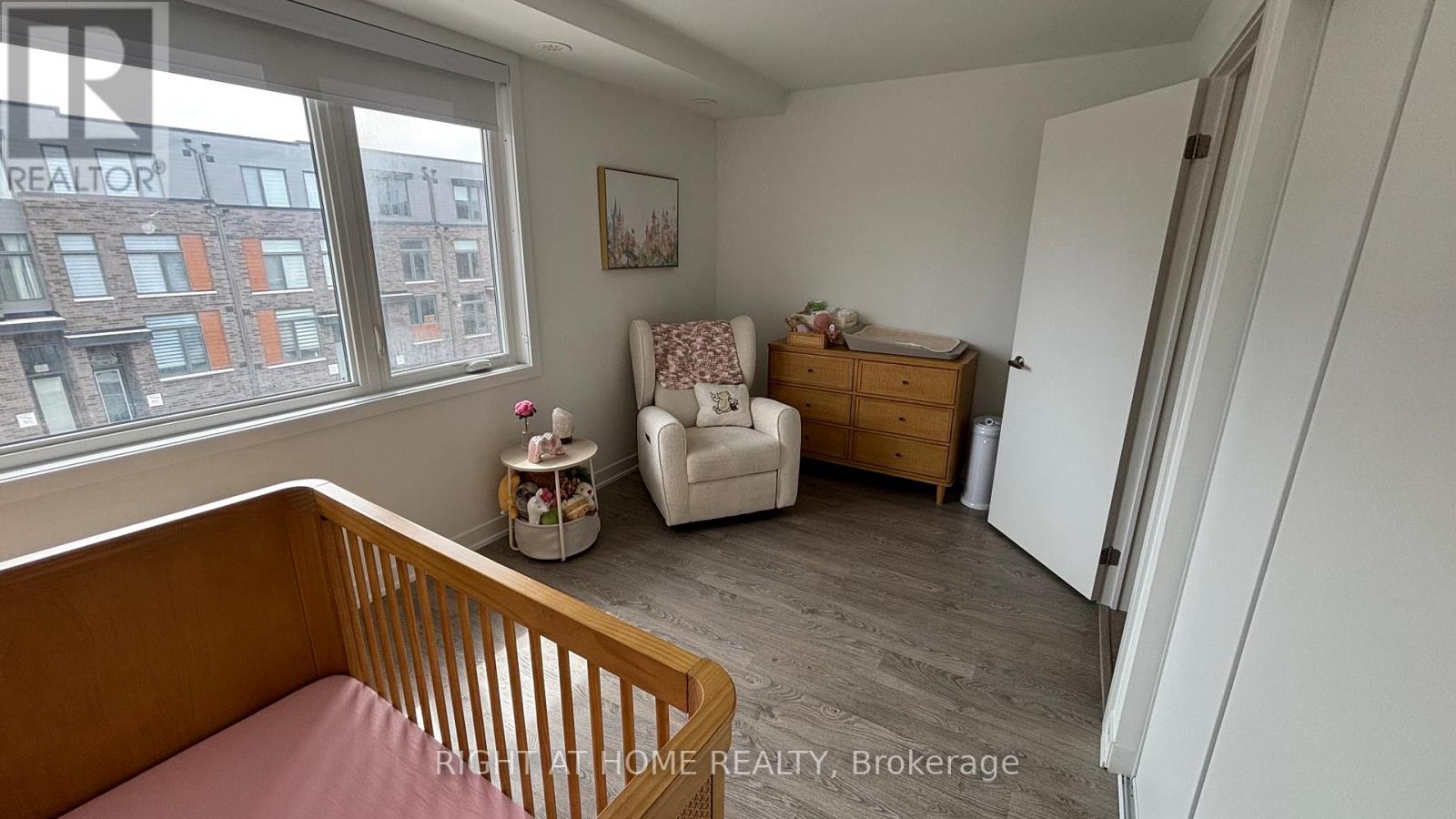 110 Green Gardens Boulevard, Toronto, Ontario  M6A 0E5 - Photo 29 - C12916192