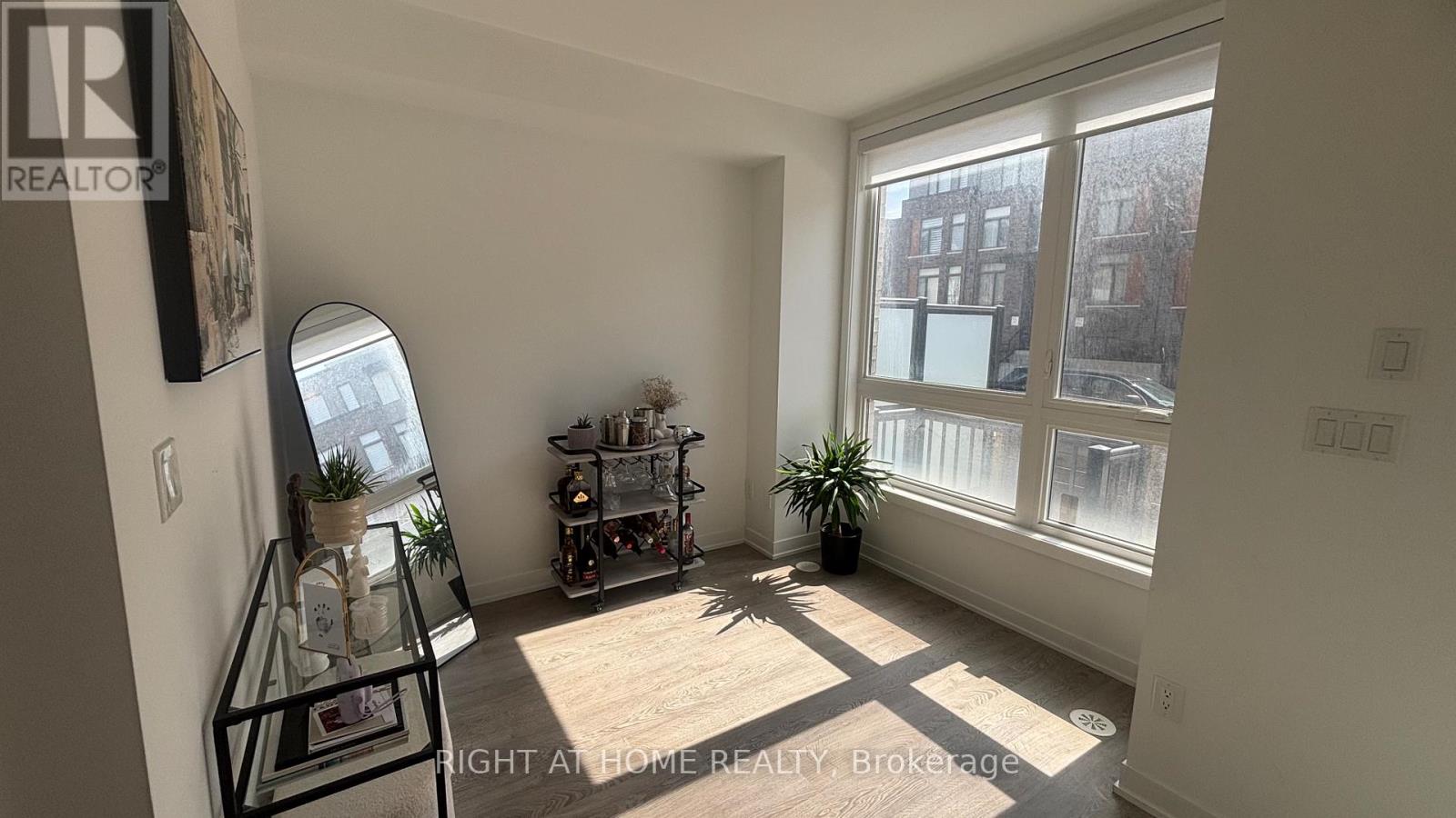 110 Green Gardens Boulevard, Toronto, Ontario  M6A 0E5 - Photo 3 - C12916192