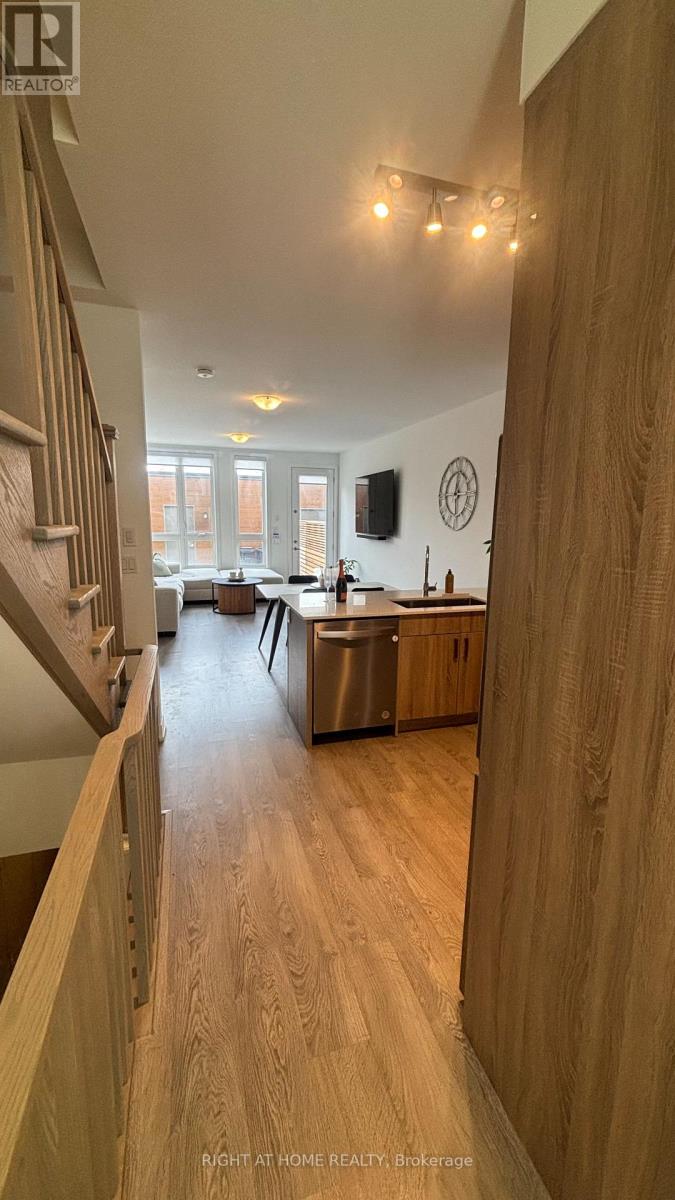 110 Green Gardens Boulevard, Toronto, Ontario  M6A 0E5 - Photo 7 - C12916192