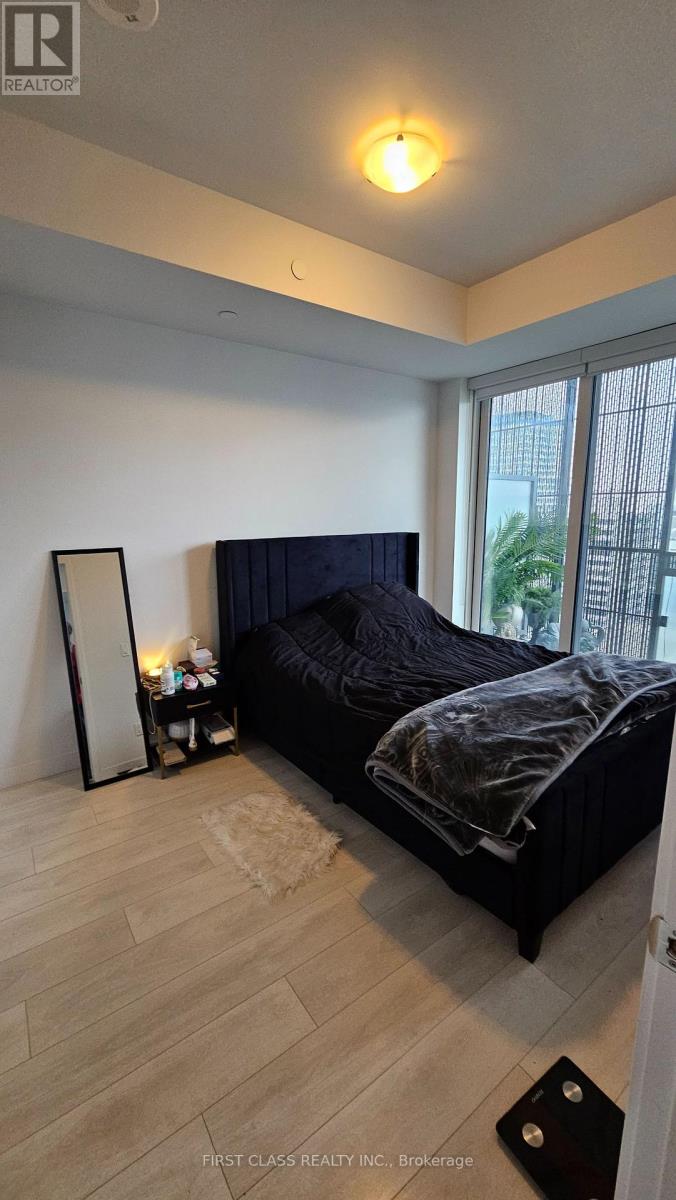 1112 - 8 Eglinton Avenue E, Toronto, Ontario  M4P 1A6 - Photo 2 - C12836786