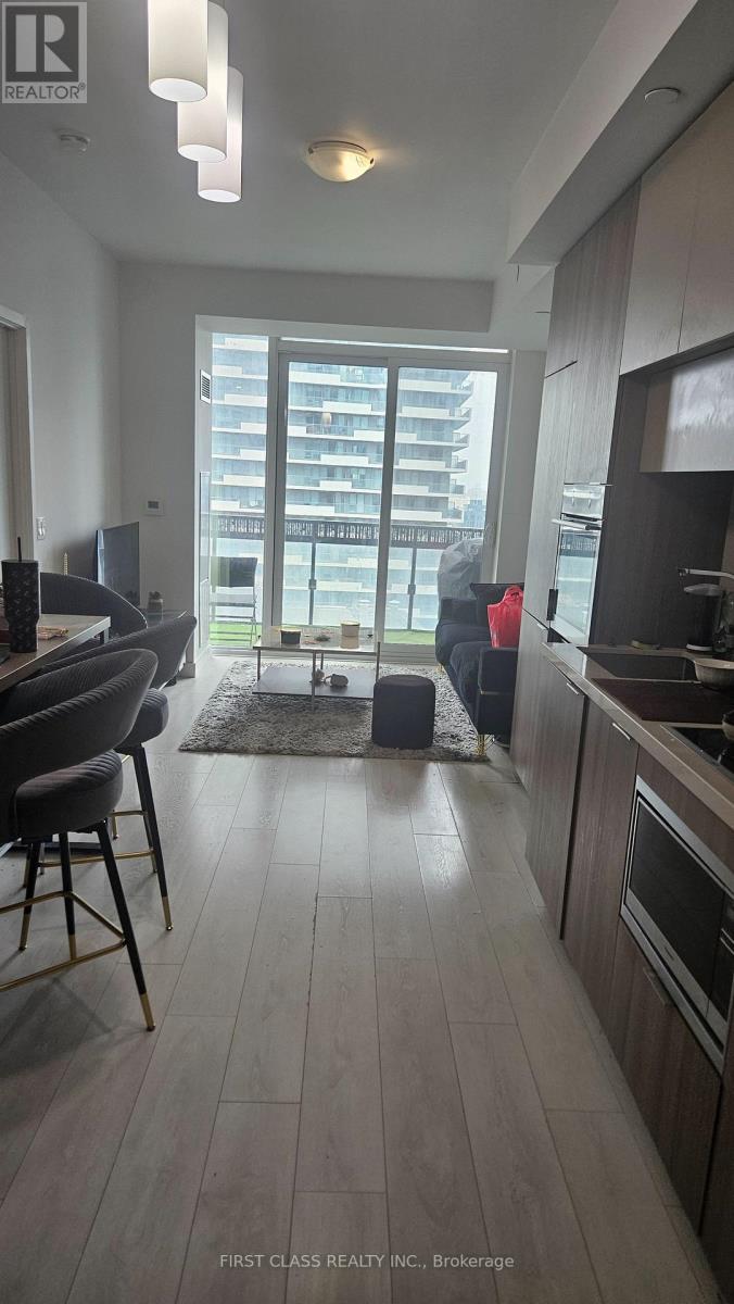 1112 - 8 EGLINTON AVENUE E, Toronto, Ontario