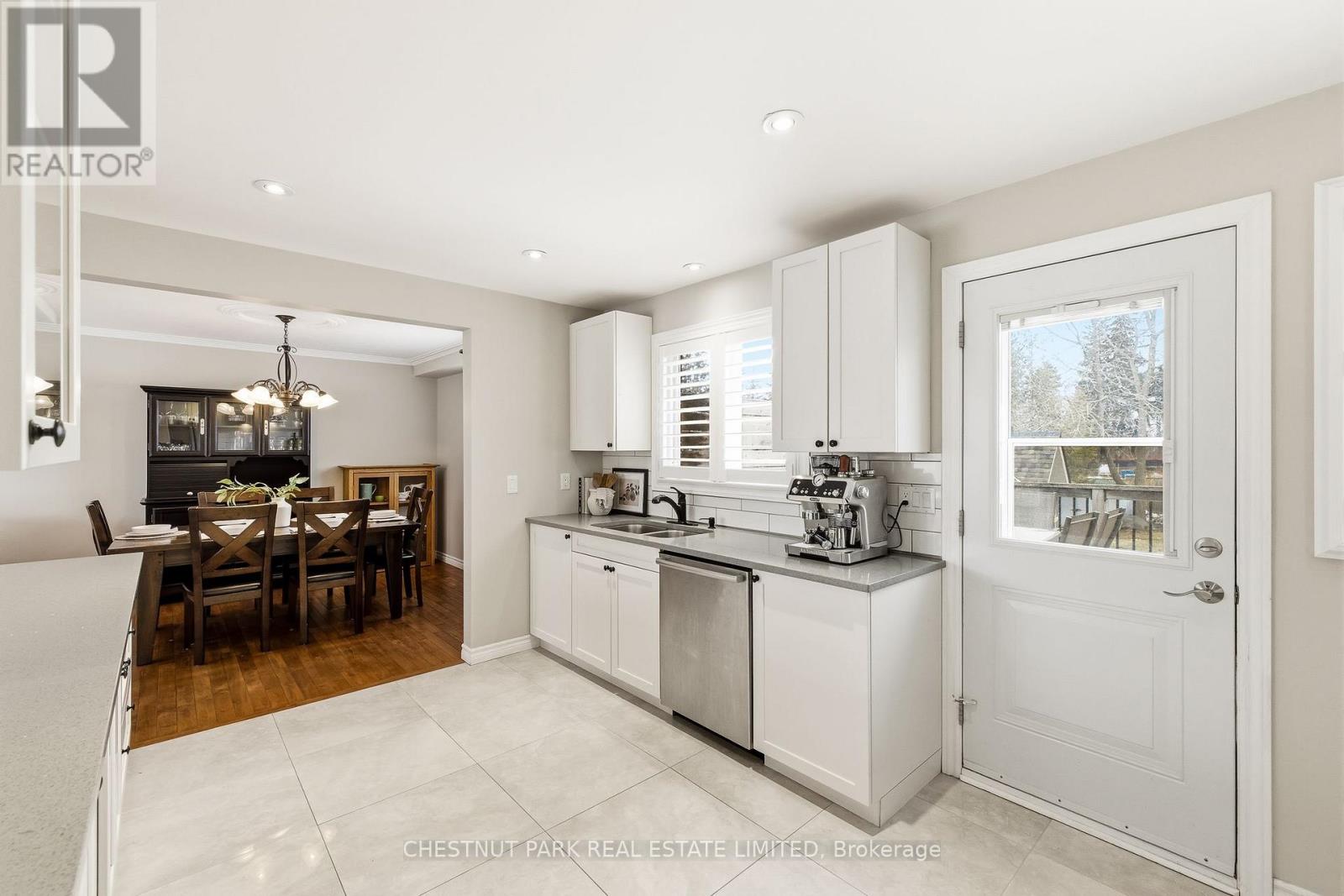 11 Joseph Street, Uxbridge, Ontario  L9P 1H8 - Photo 11 - N12916102