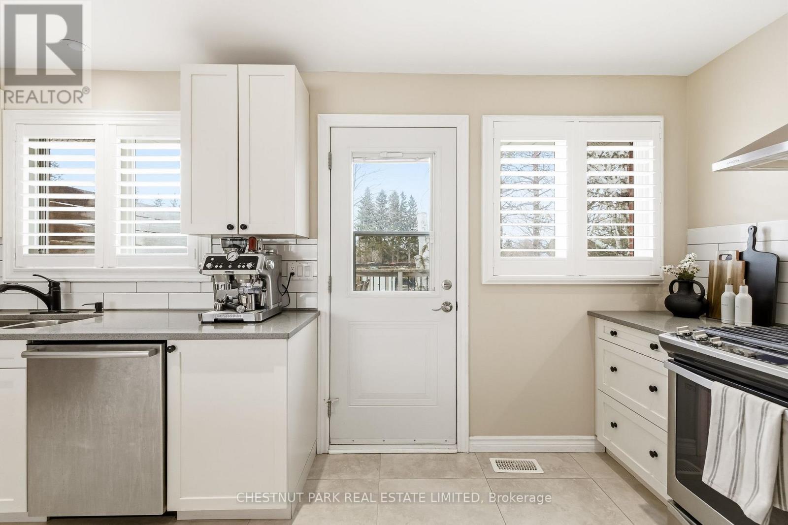 11 Joseph Street, Uxbridge, Ontario  L9P 1H8 - Photo 17 - N12916102