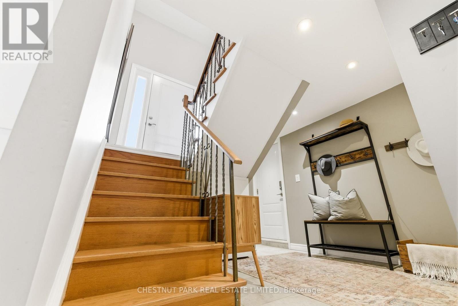 11 Joseph Street, Uxbridge, Ontario  L9P 1H8 - Photo 5 - N12916102