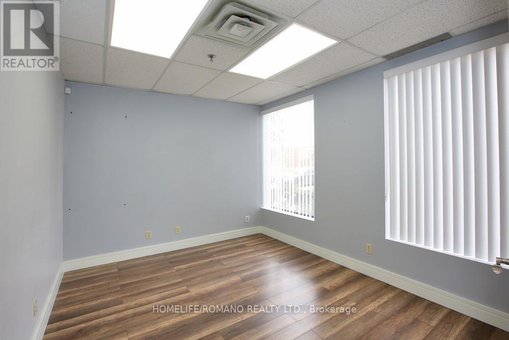 155 Caster Avenue, Vaughan (Pine Valley Business Park), Ontario  L4L 5Y8 - Photo 15 - N12916130
