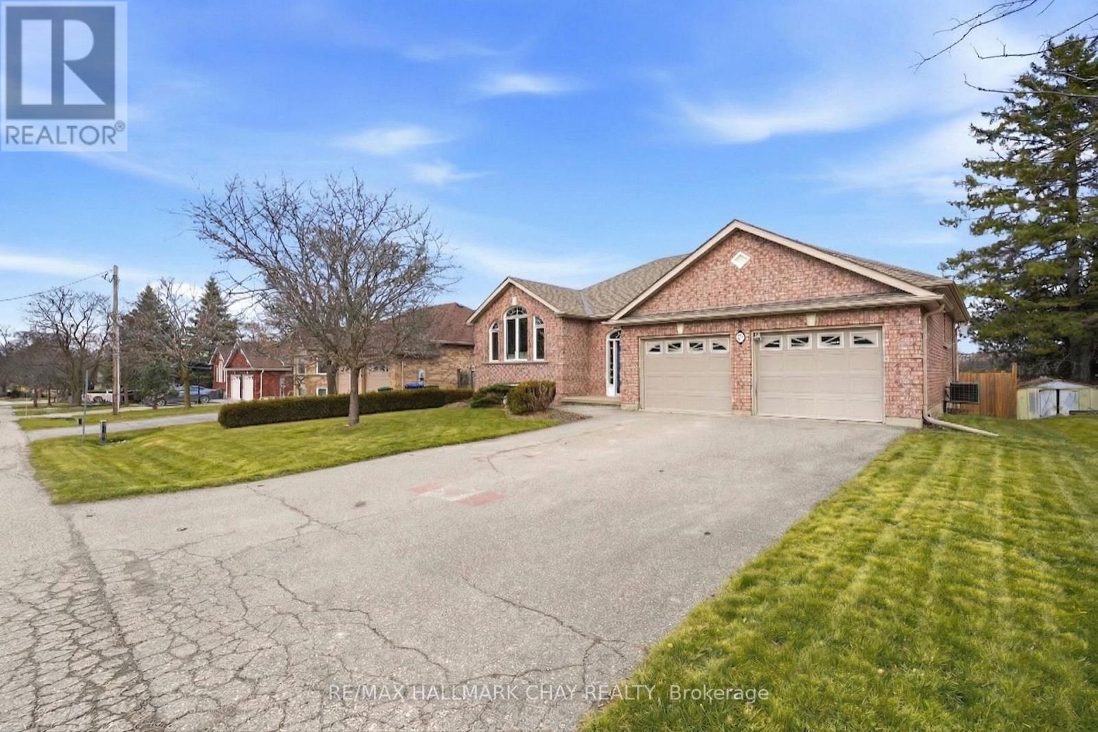 57 Tecumseth Street S, New Tecumseth, Ontario  L0G 1A0 - Photo 2 - N12916180