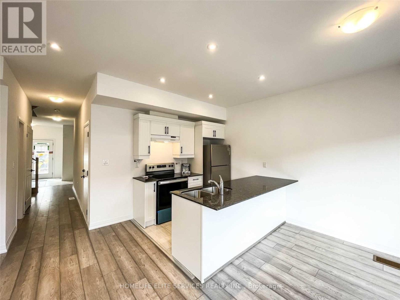 58 Fairlane Avenue, Barrie (Painswick South), Ontario  L9J 0M9 - Photo 27 - S12916118