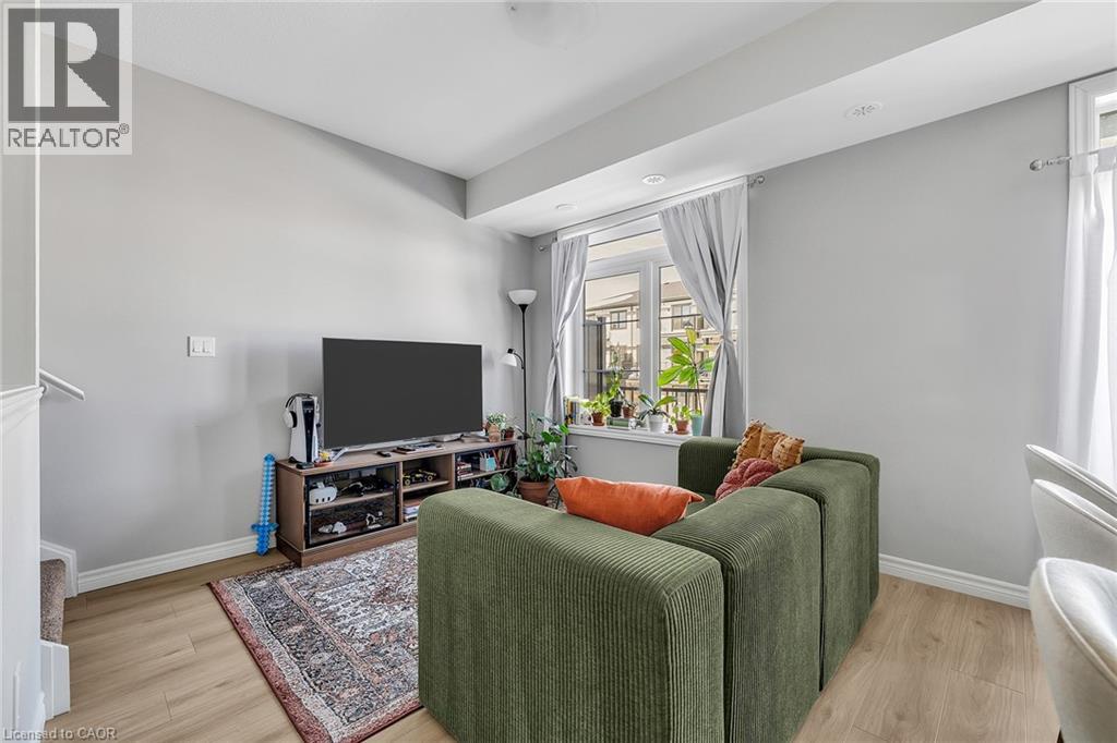 106 Lomond Lane, Kitchener, Ontario  N2R 0T6 - Photo 8 - 40814581