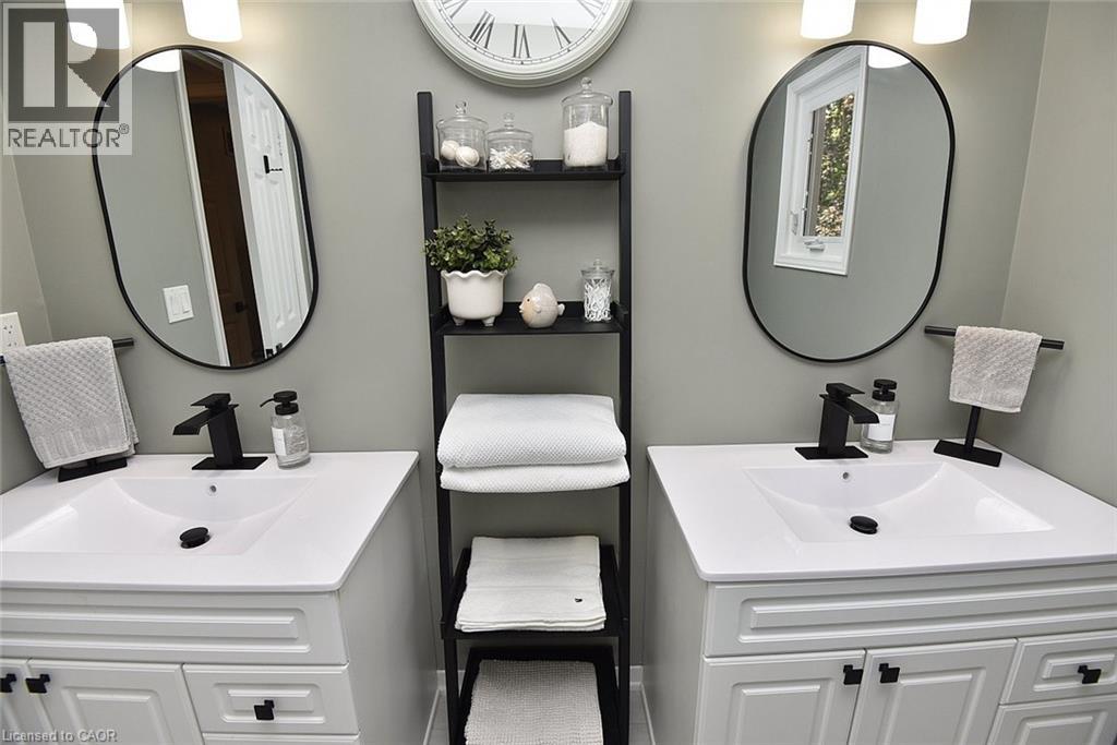 18 Charterhouse Crescent, Ancaster, Ontario  L9G 4E5 - Photo 30 - 40814049