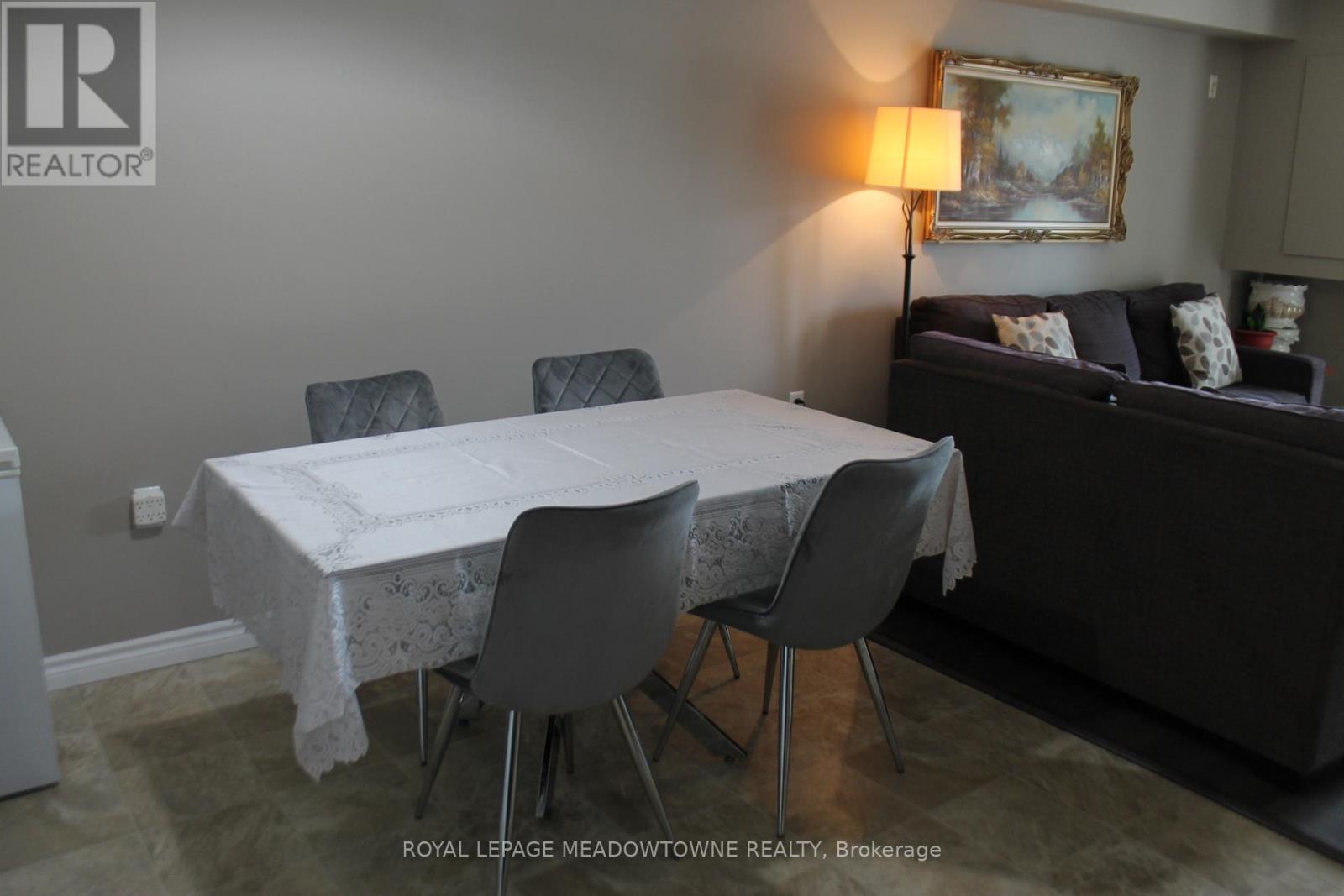 310 - 1360 Main Street E, Milton, Ontario  L9T 7S5 - Photo 10 - W12916070