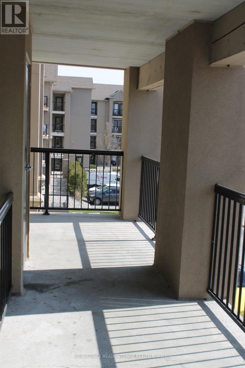 310 - 1360 Main Street E, Milton, Ontario  L9T 7S5 - Photo 3 - W12916070