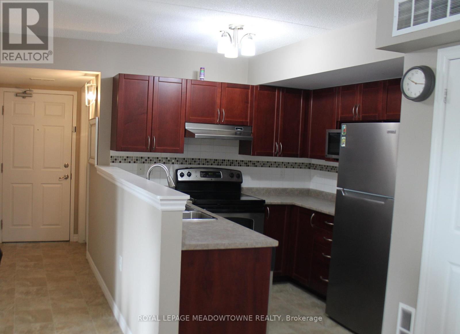 310 - 1360 Main Street E, Milton, Ontario  L9T 7S5 - Photo 7 - W12916070