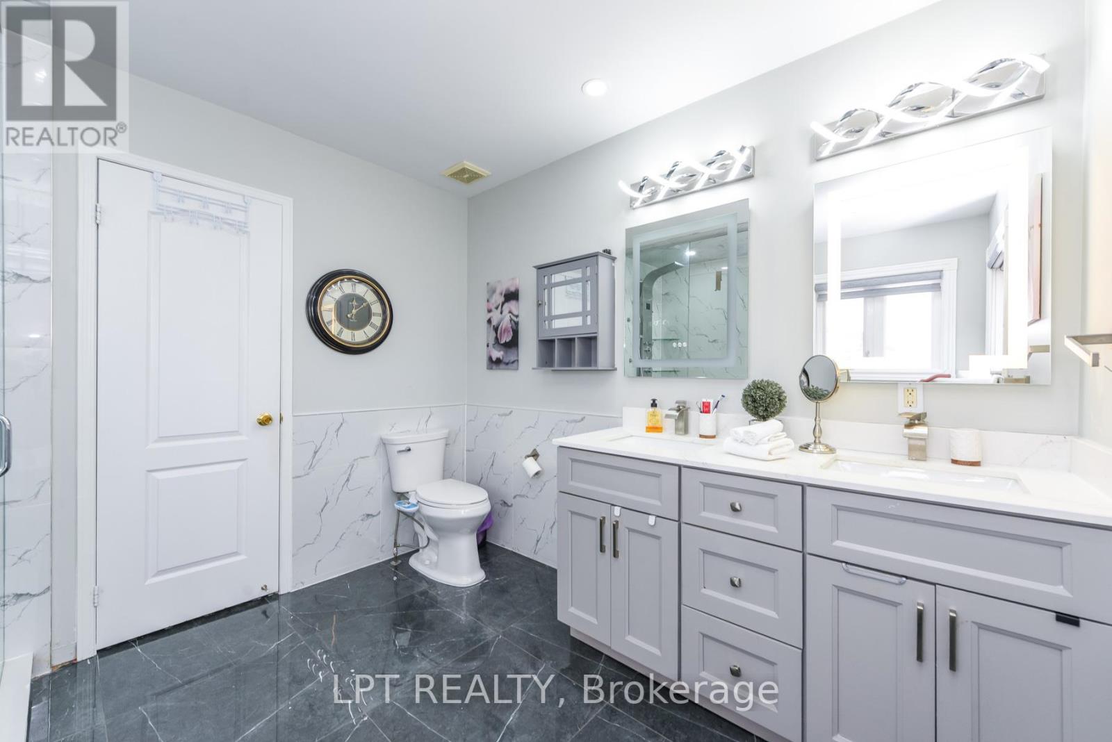 7 Chapparal Drive, Brampton, Ontario  L6R 3C5 - Photo 33 - W12916082