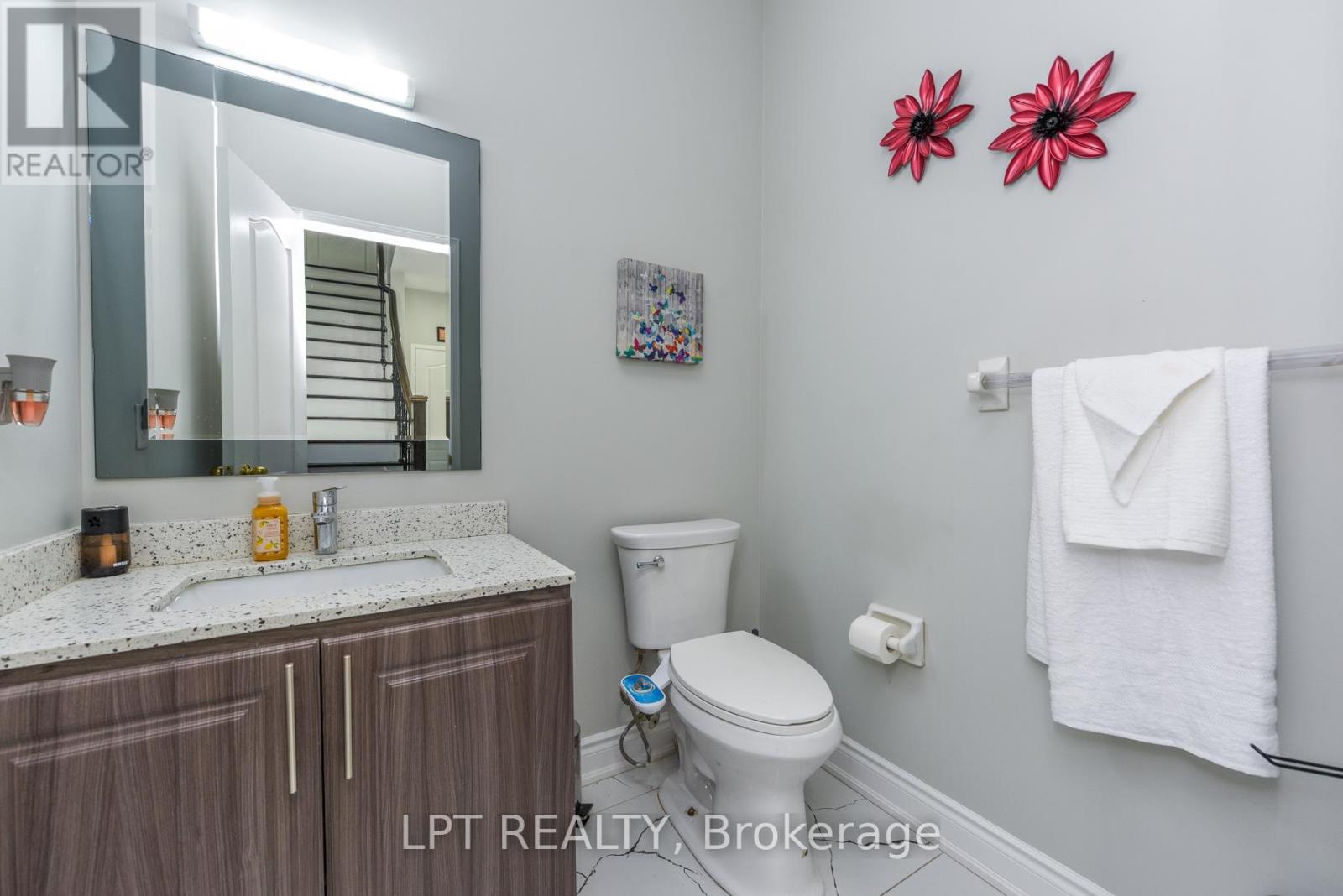 7 Chapparal Drive, Brampton, Ontario  L6R 3C5 - Photo 9 - W12916082